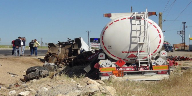 Çınar'da yakıt tankeri takla attı: 3 yaralı