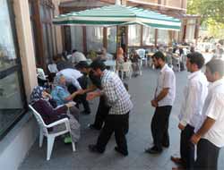 Huzurevine Anlamlı Ziyaret (Foto)