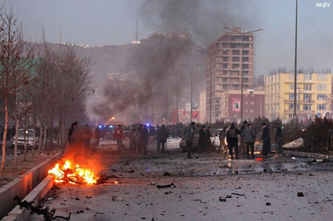Afganistan'da bombalı saldırı