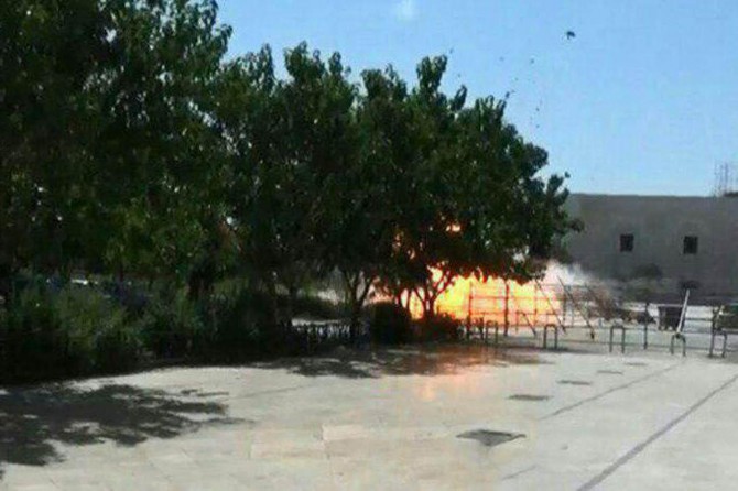 İmam Humeyni Hareminde canlı bomba saldırısı
