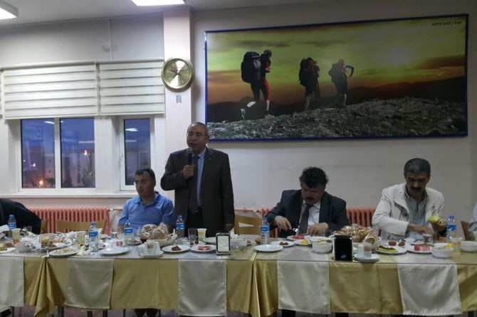 YYÜ personeli iftarda buluştu