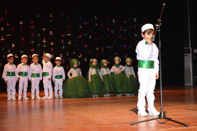 Batman’da miniklerden sene sonu gösterisi