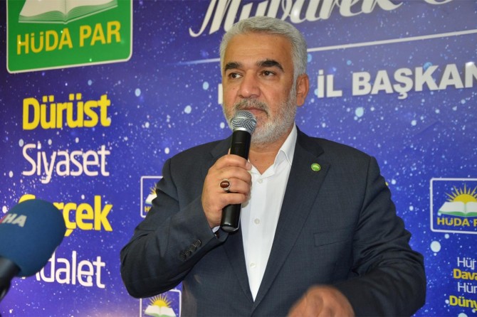 "En büyük hastalığımız İslamsız Müslümanlar haline gelmemizdir"