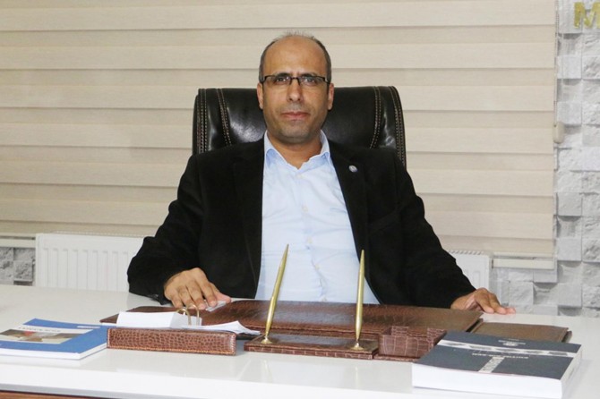 "Sözleşmeli ve ücretli öğretmenlik uygulamasına son verilmeli"