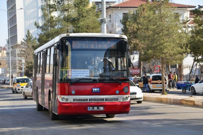 Diyarbakır'da üniversite adaylarına ücretsiz ulaşım