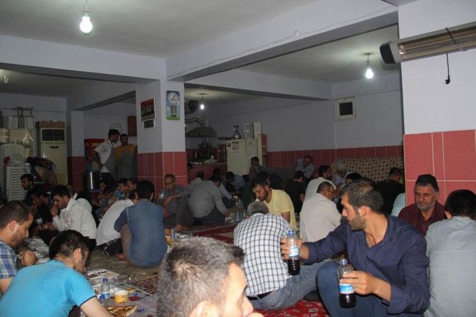 Yeni İhya-Der şehit Aytaç Baran’ın anısına iftar yemeği verdi
