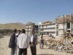 Sayılır; Gürpınar'daki Okulları Ziyaret Etti