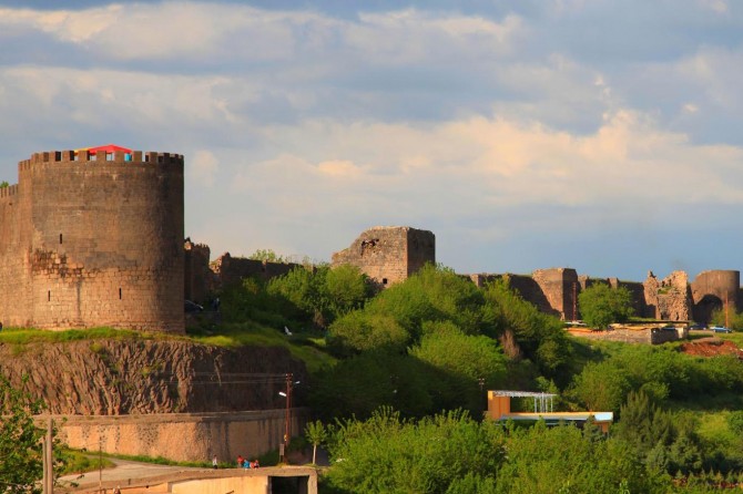 Diyarbakır surlarının korunmasına yönelik yatırım