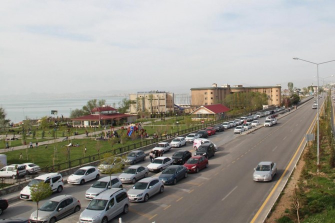 Van'da trafiğe kaydı yapılan taşıt sayısı arttı