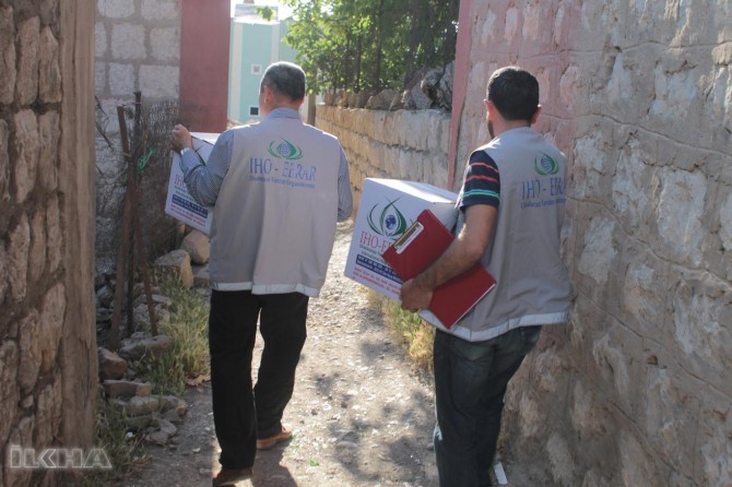 IHO-EBRARdi meha Remezanê de ji malbatên muxtac re alîkarî kir