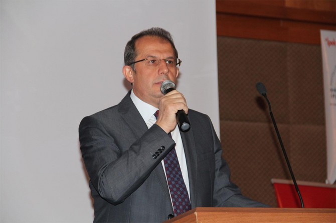 "Dinimizde öksüzün yetimin yeri çok farklıdır"