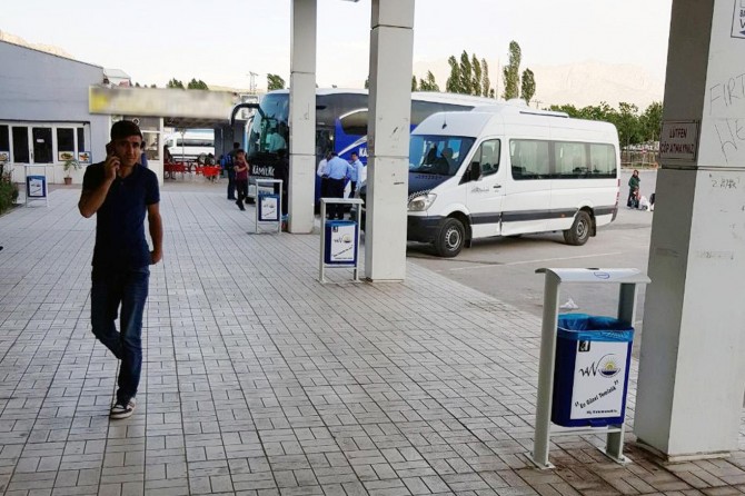 Van'a 350 adet çöp kovası foto