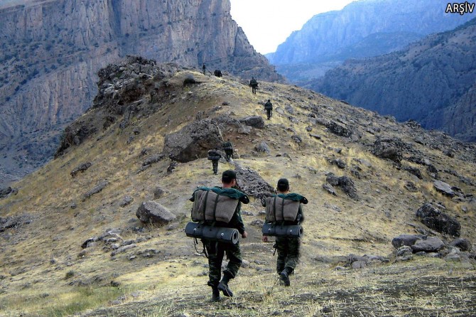 Erzurum Şenkaya'da 3 PKK'li öldürüldü