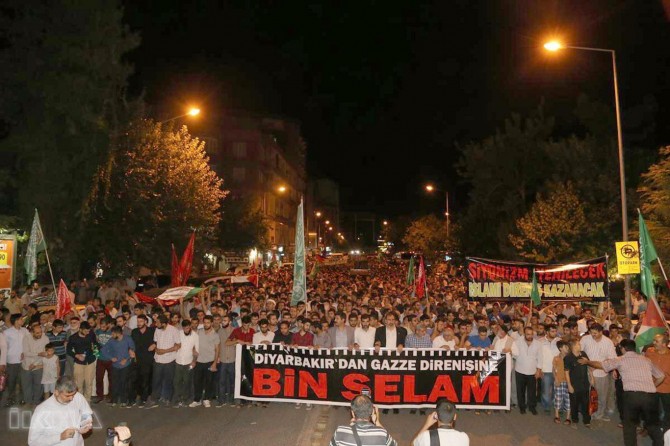 “Em roja înê xelkê xwe vedixwîn meydanan da ku xwedî li Qudsa Şerîf derkevin”