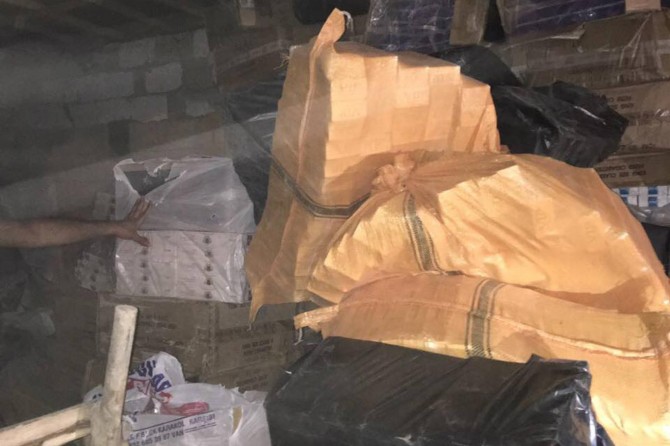 Van'da 85 bin paket kaçak sigara ele geçirildi