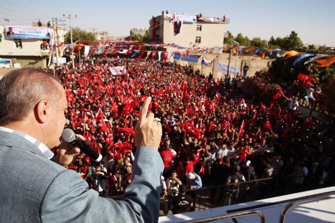 Cumhurbaşkanı Erdoğan Ceylanpınar'da halka hitap etti