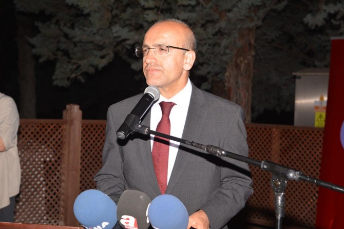 "Ortadoğu coğrafyasındaki insanlık dramları Türkiye'ye yansıdı"