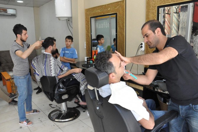 Kuaförlerde bayram yoğunluğu