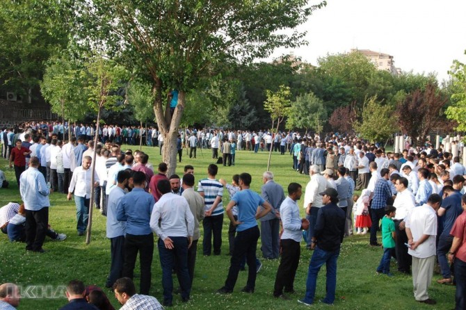 Bajêr bajêr wextên Nimêja Eydê