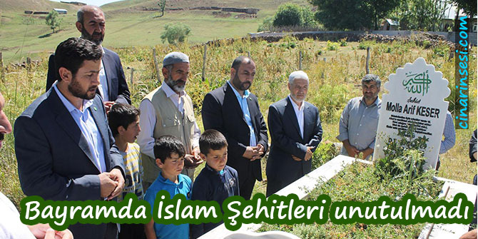 Bayramda İslam Şehitleri unutulmadı