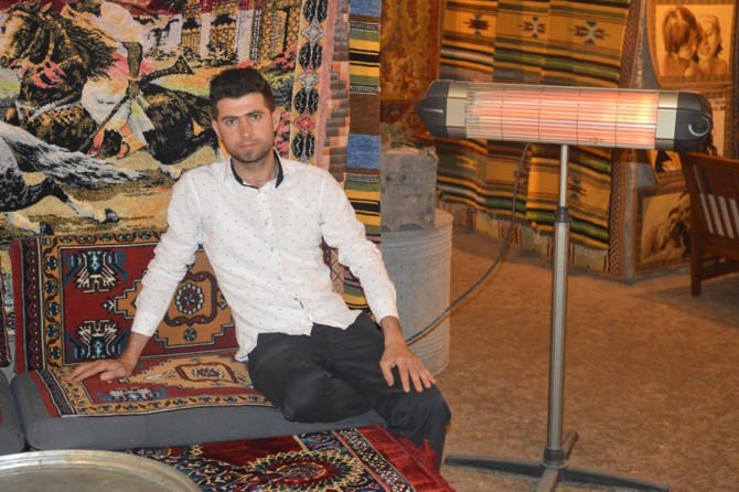 Sıcaktan bunalan vatandaşlar mağaralarda serinliyor