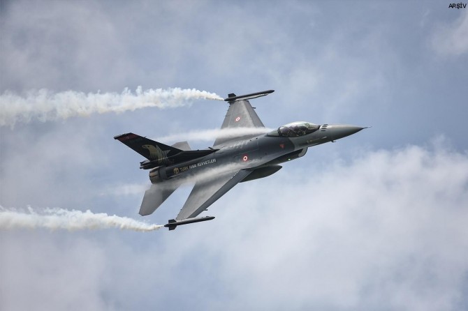 Saldırı hazırlığındaki 4 PKK'li öldürüldü