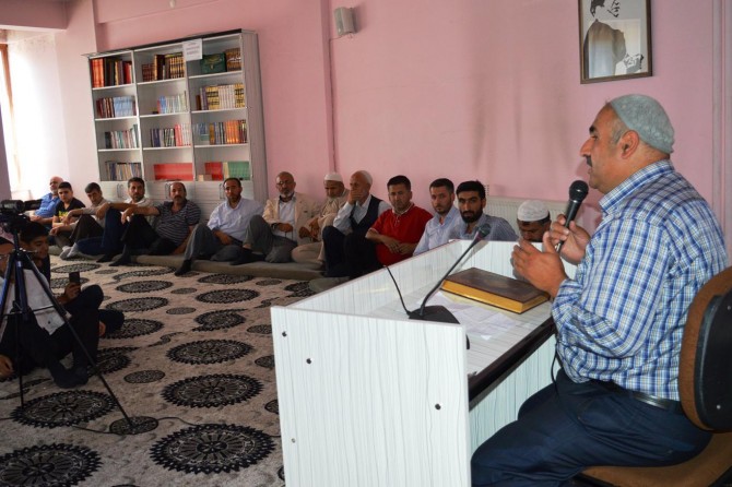 Bitlis'te kıyam önderleri için program düzenlendi