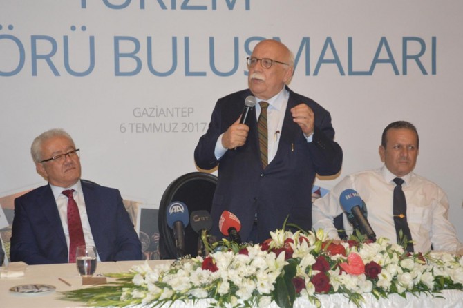 Bakanı Avcı Gaziantep’te turizm sektörü temsilcileriyle bir araya geldi