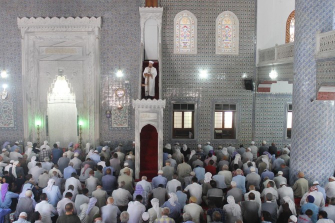 "Merhametimize sığınan her can imanımızın imtihanıdır"