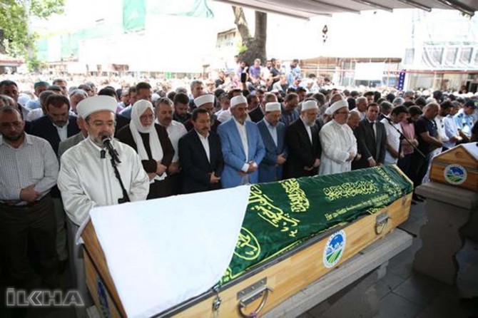 Funeral ceremony holds for the Syrian mother and son