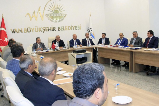 "Valilik ve belediye birlikteliği fırsattır"