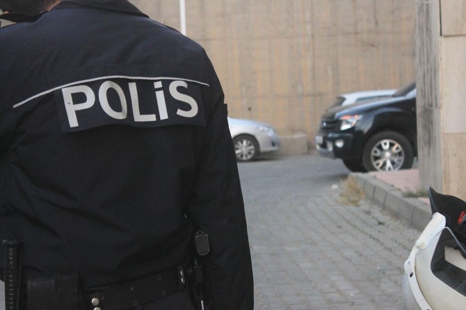 Elazığ’da 6 polis FETÖ’den gözaltına alındı