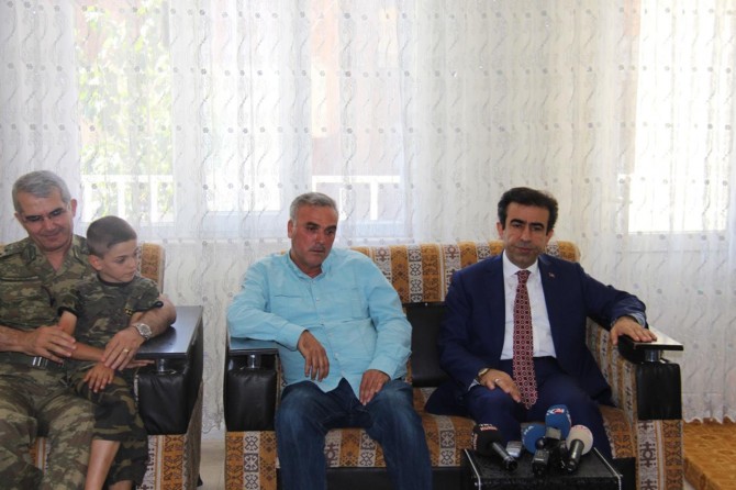 Vali Güzeloğlu’ndan 15 Temmuz şehit ailelerine ziyaret