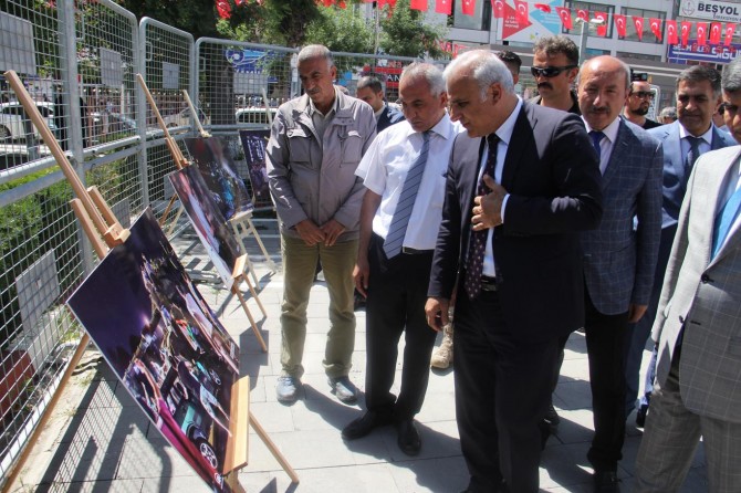 Van’da 15 Temmuz fotoğraf sergisi
