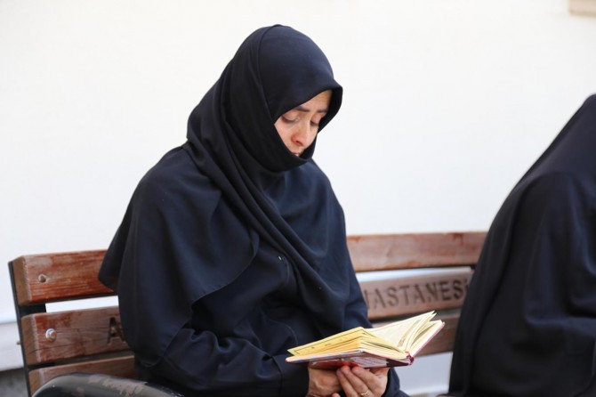 Adaleti sağlamadıkları için ahirette iki elim yakalarında olacak