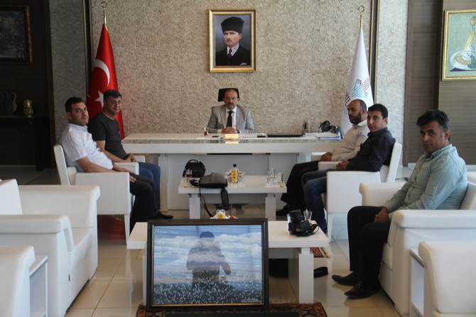 ​Bitlis Gazeteciler Derneği Cemiyetinden Bitlis Valisi İsmail Ustaoğlu’na ziyaret