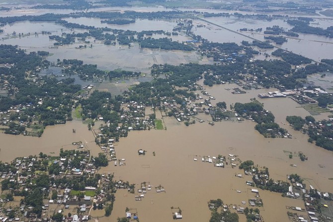 Hindistan'da meydana gelen sel: 80 ölü