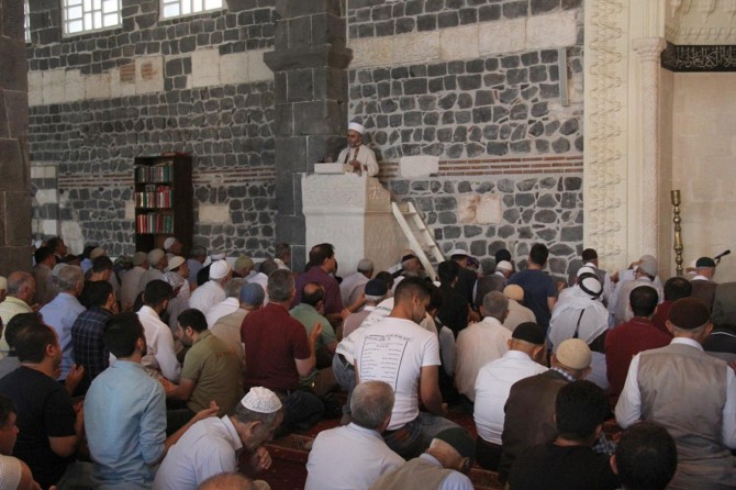 Diyarbakır'da şehitler için okunan hatimlerin duası yapıldı