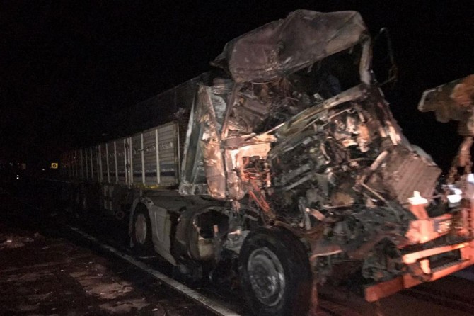 Mardin Nusaybin'de TIR kazası: 1 yaralı