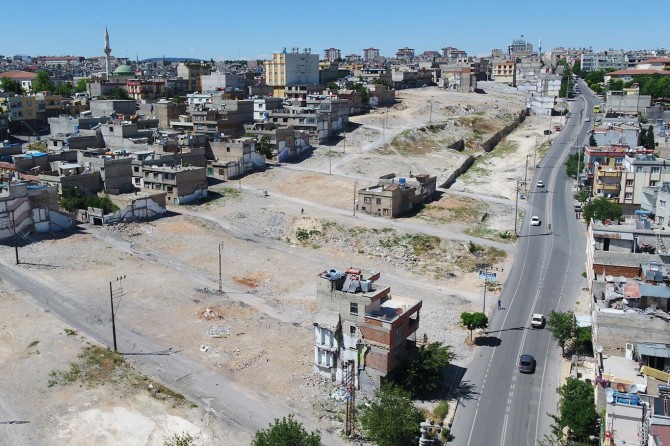 Gaziantep Şahinbey'de kamulaştırılan binalar yıkılıyor