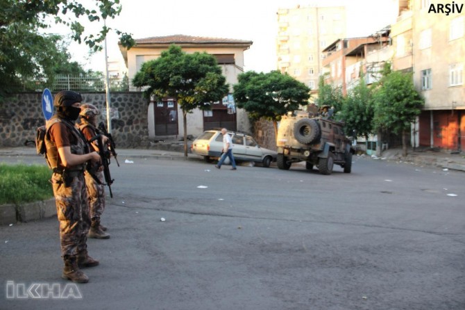 Li Diyarbekirê operasyona PKKê: 4 binçavî