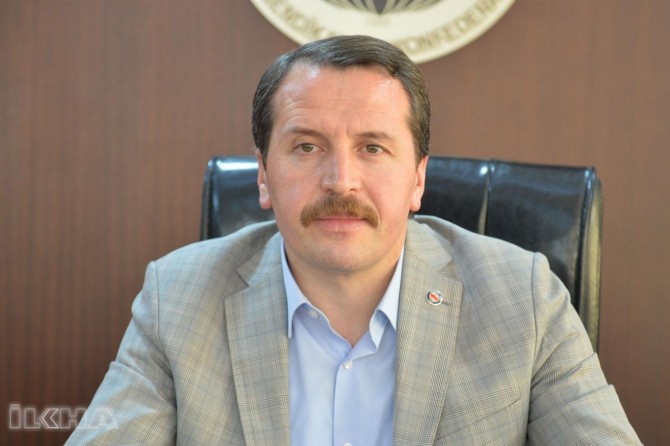 The zionist regime is carrying out dirty plans to close Masjid completely in worship