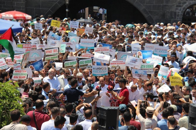 Diyarbakırlılar Mescid-i Aksa için tek yürek oldu