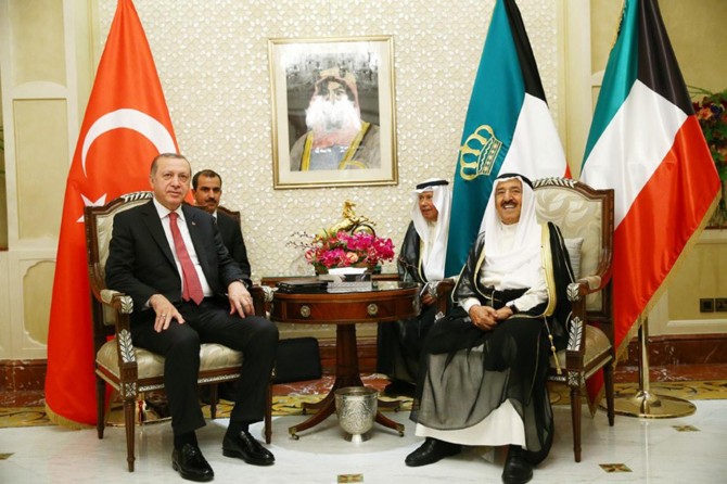Cumhurbaşkanı Erdoğan Kuveyt Emiri ile görüştü