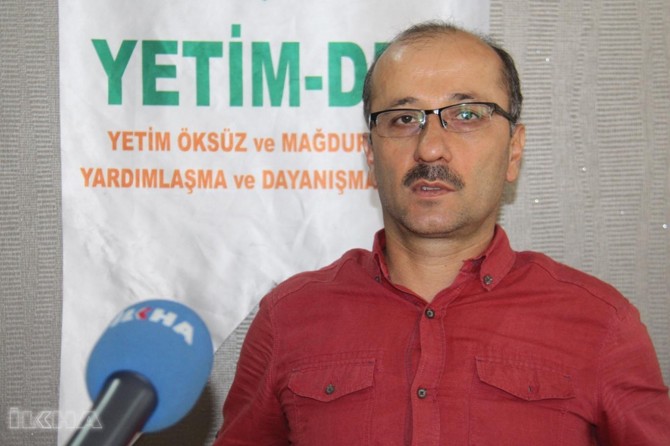 Yetîm-Der xelkê ji bo merasîma dawetê vexwand