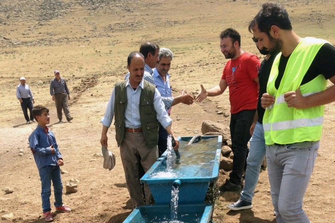 Van'da hayvanlar için içme suyu