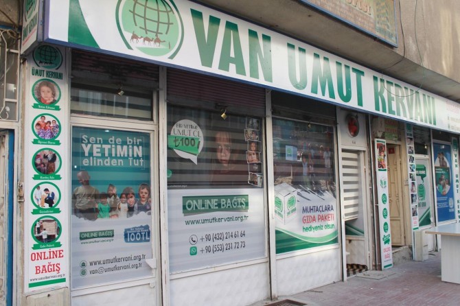 Van Rahmet Eli “Van Umut Kervanı Vakfı” olarak hizmet verecek