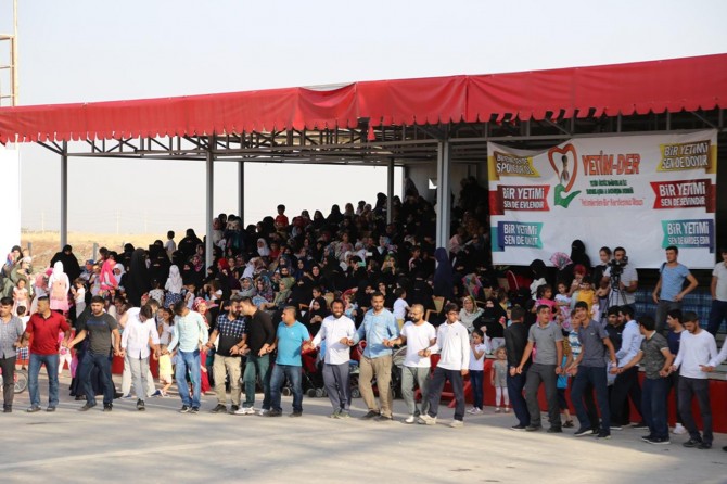 Yetim-Der Diyarbakır'da genç çiftleri evlendirdi