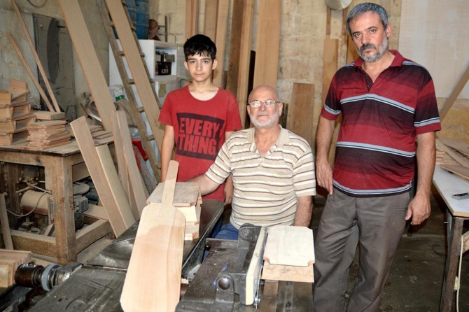 Ata mesleğini kuşaktan kuşağa aktarıyorlar