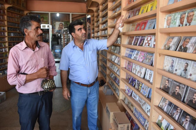 Kasetçilik sektörü teknolojiye direniyor